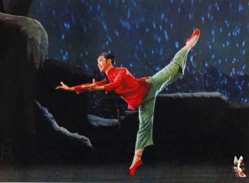 为什么房贷没还完就有不动产证